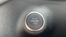 Volvo XC40 2.0 B3P Plus Black Edition 5dr Auto Petrol Estate